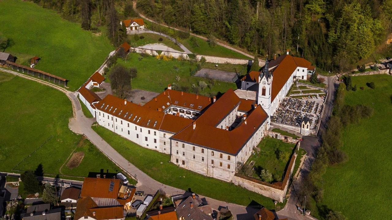 Samostan Mekinje Kamnik Kültér fotó